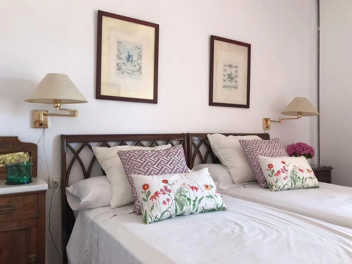 Beachfront Oasis In Costa Del Sol. Caleta De Velez Holiday home